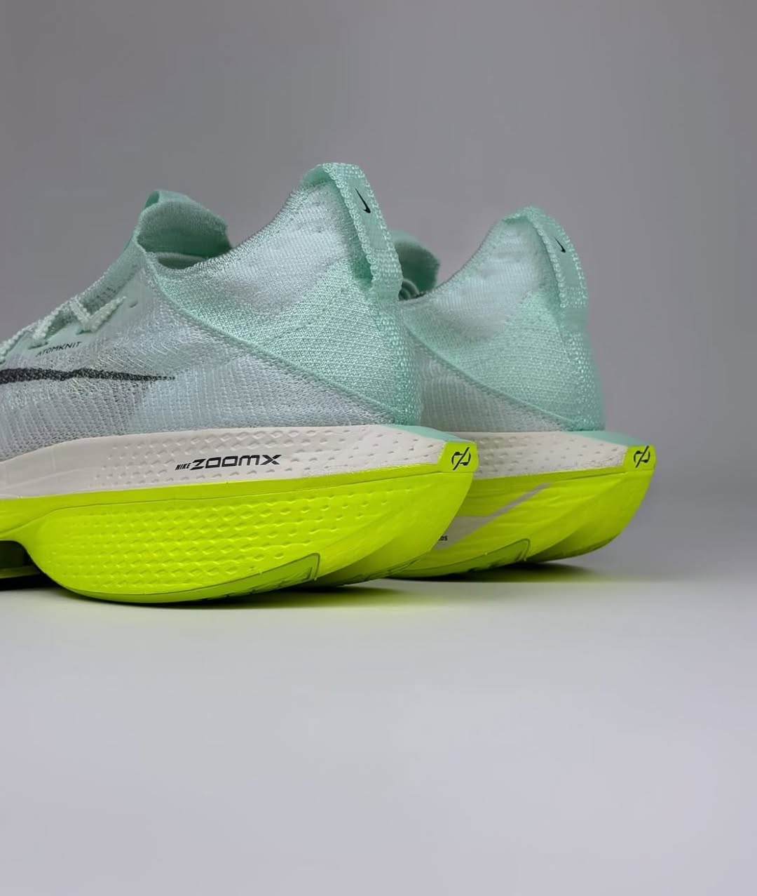 Shoe 32