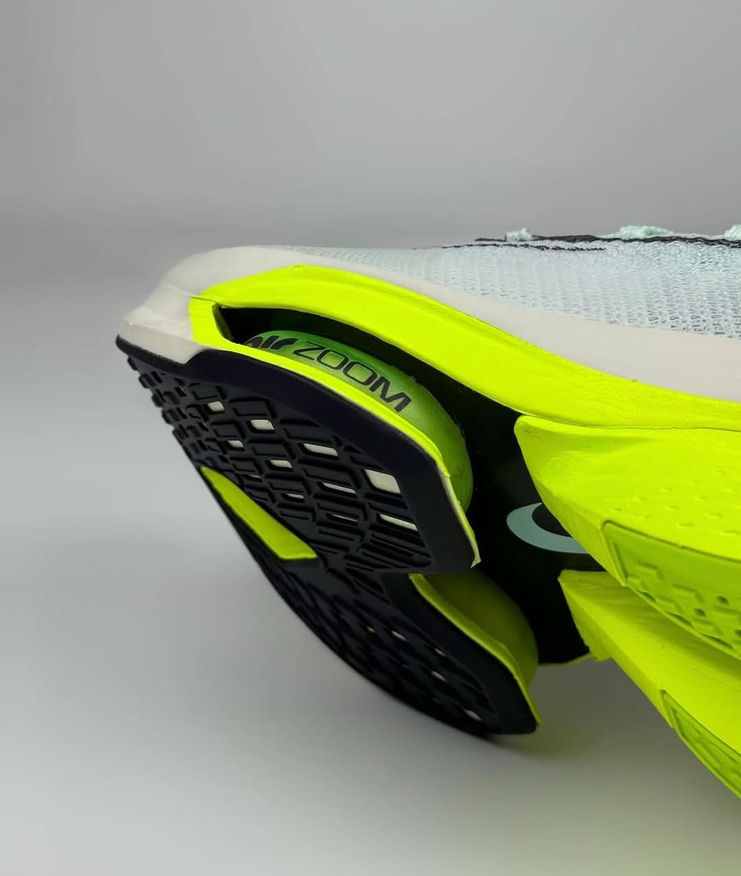 Shoe 38