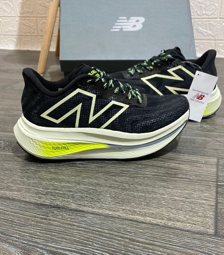 Shoe 54